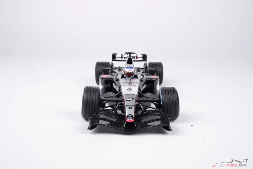 McLaren MP4/19 - Kimi Raikkonen (2004), 1:18 Minichamps