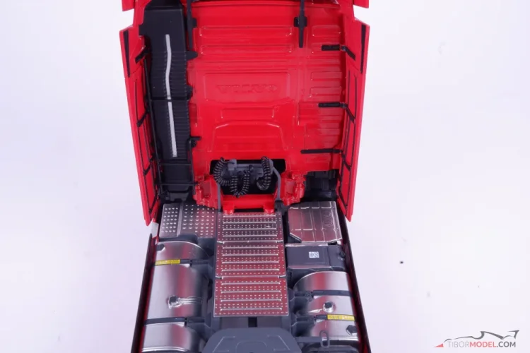 Volvo FH Globetrotter XL červené (2023), 1:24 Solido