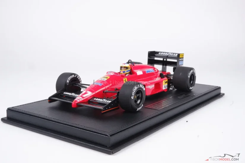 Ferrari F1-87 - Michele Alboreto (1987), Austrálie, s figurkou pilota, 1:18 GP Replicas