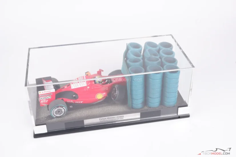 Diorama Ferrari F60 - Felipe Massa nehoda 2009 Hungaroring, 1:18