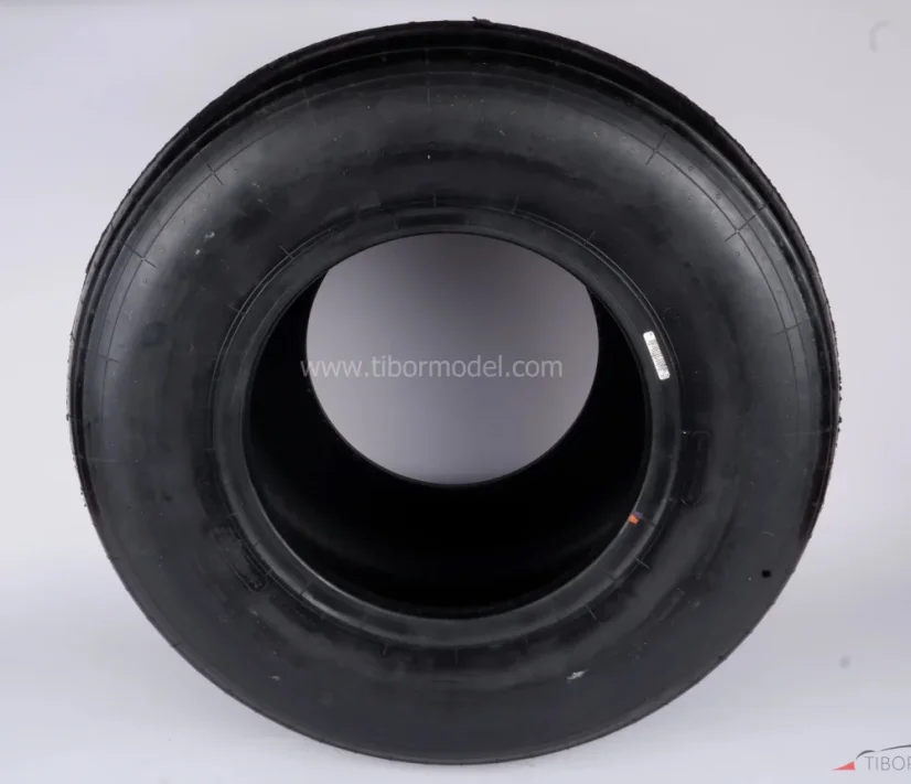 Pirelli PZero Medium ľavá zadná pneumatika (2016)