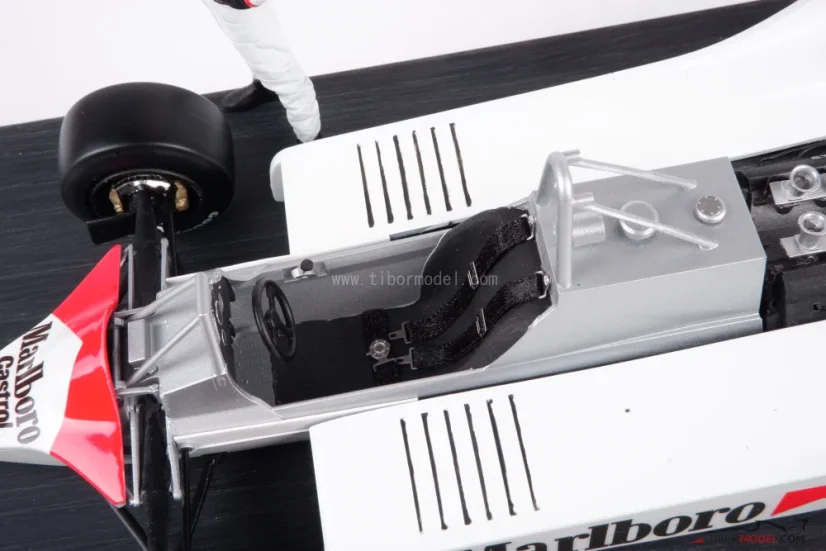 McLaren M30 - Alain Prost (1980), 1:18