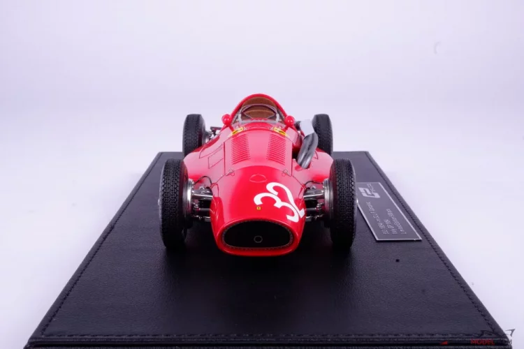 Ferrari 553 - J. F. Gonzalez (1954), 1:18 GP Replicas