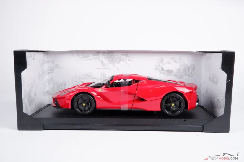 Ferrari LaFerrari (2013) červené, 1:18 Bburago