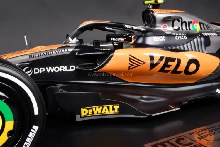 McLaren MCL60 - Lando Norris (2023), Silverstone, 1:8 HC Models McLaren MCL60 - Lando Norris (2023), Silverstone, 1:8 HC Models