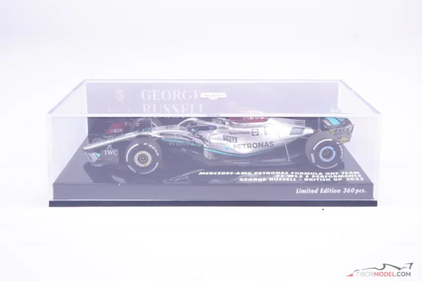 Mercedes W13 - George Russell (2022), Brit Nagydíj, 1:43 Minichamps