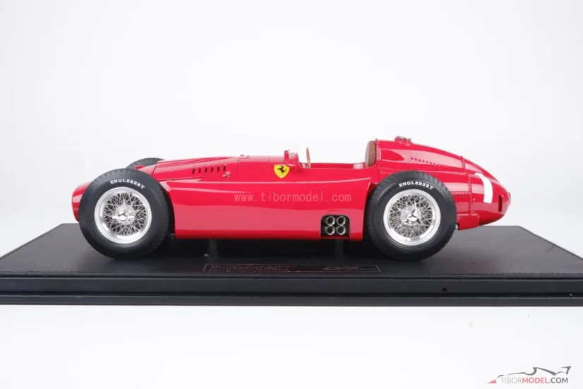 Ferrari D50 - Juan Manuel Fangio (1956), Vítěz VC Velké Británie, 1:12 GP Replicas