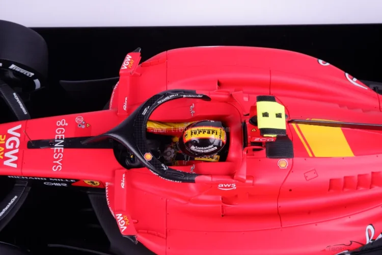 Ferrari SF-23 - Carlos Sainz (2023), VC Talianska, 1:18 Looksmart