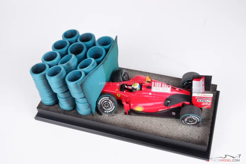 Diorama Ferrari F60 - Felipe Massa nehoda 2009 Hungaroring, 1:18