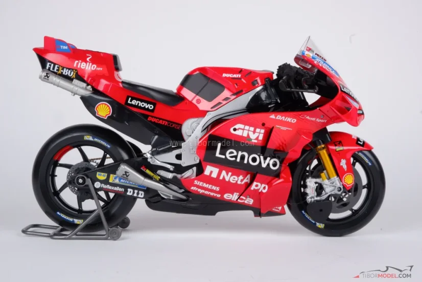 Ducati Desmosedici - Francesco Bagnaia (2024), 1:6 Maisto