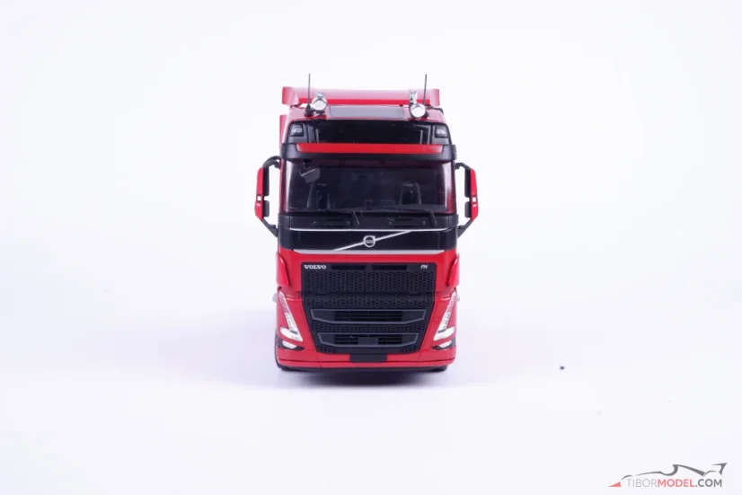 Volvo FH Globetrotter XL red (2023), 1:24 Solido