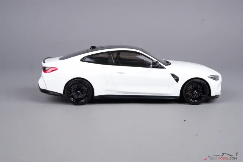 BMW M4 (2020) bílé, 1:18 Minichamps