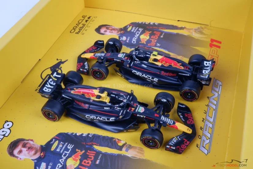 Red Bull RB20 Verstappen + Perez (2024), dvojbalenie, 1:43 BBurago