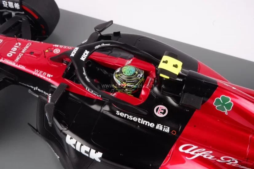Alfa Romeo C43 - Guanyu Zhou (2023), Austrálie, 1:18 Spark
