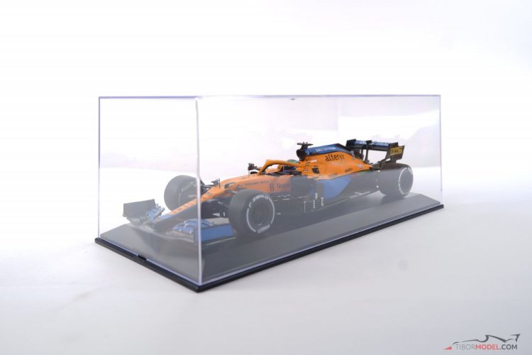 Vitrína na modely mierky 1:18, MCG