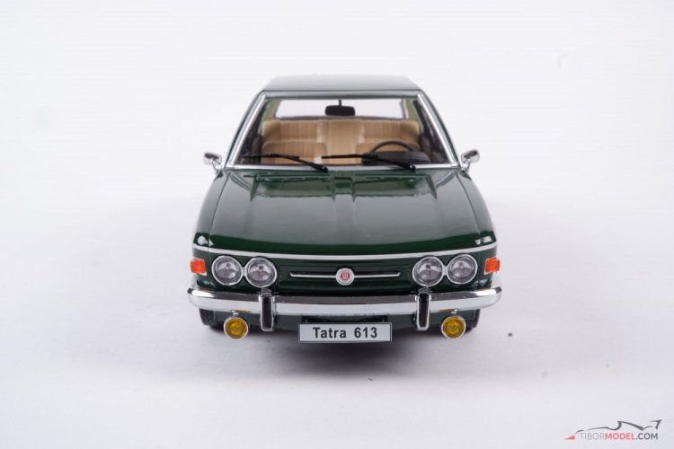 Tatra 613 green (1979), 1:18 Triple9