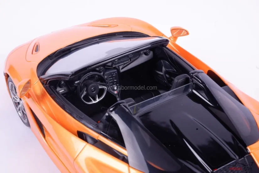 McLaren 750S Spider (2024) oranžový, 1:18 GT Spirit