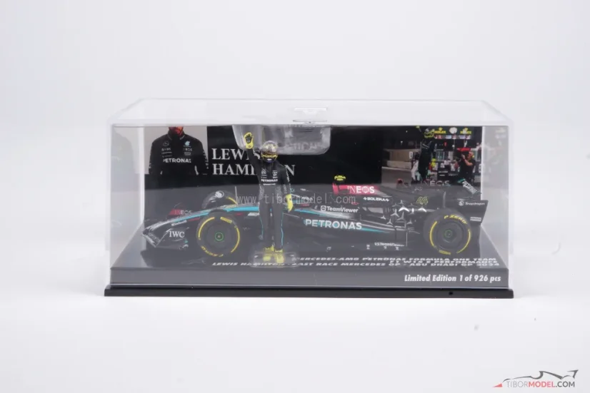 Mercedes W15 - Lewis Hamilton (2024), Poslední závod v Mercedesu, VC Abu Dhabi, s figurkou pilota, 1:43 Minichamps