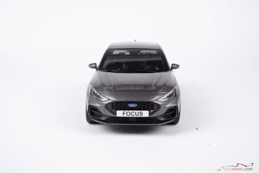 Ford Focus ST (2022) szürke, 1:18 MCG