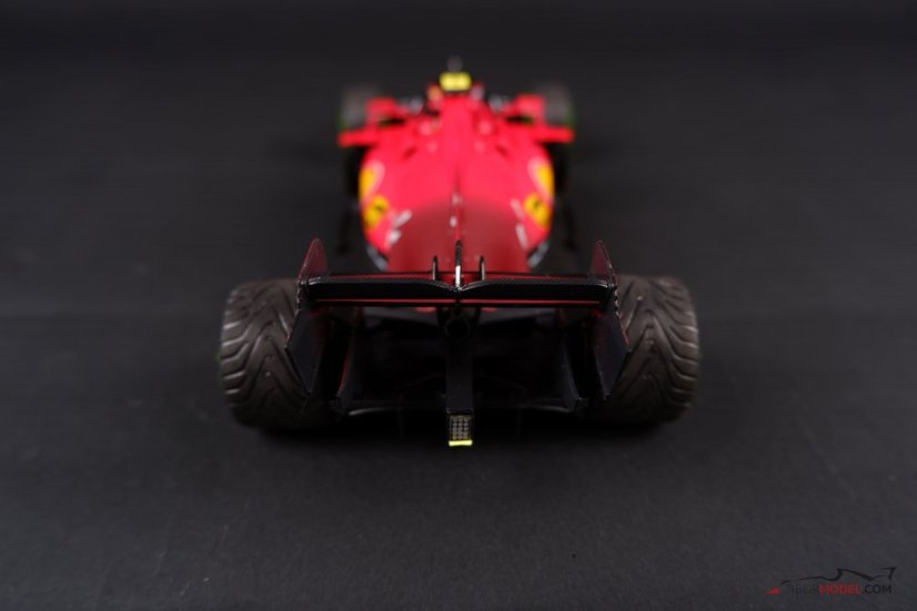 Ferrari SF21 - C. Sainz (2021), VC Emilia Romagna, 1:18 BBR