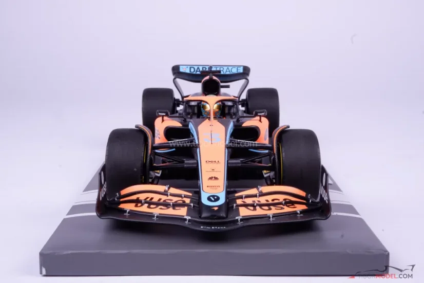 McLaren MCL36 - Daniel Ricciardo (2022), Vuse, 1:18 Minichamps