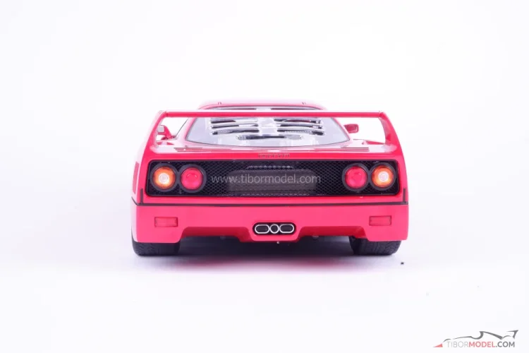 Ferrari F40 (1987) červené, 1:12 Norev