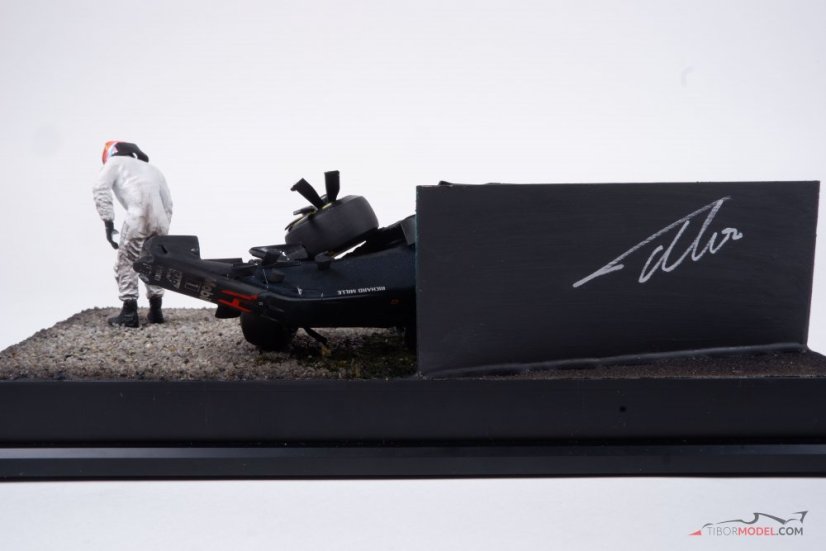 McLaren MP4/31 dioráma - F. Alonso 2016 baleset, 1:18