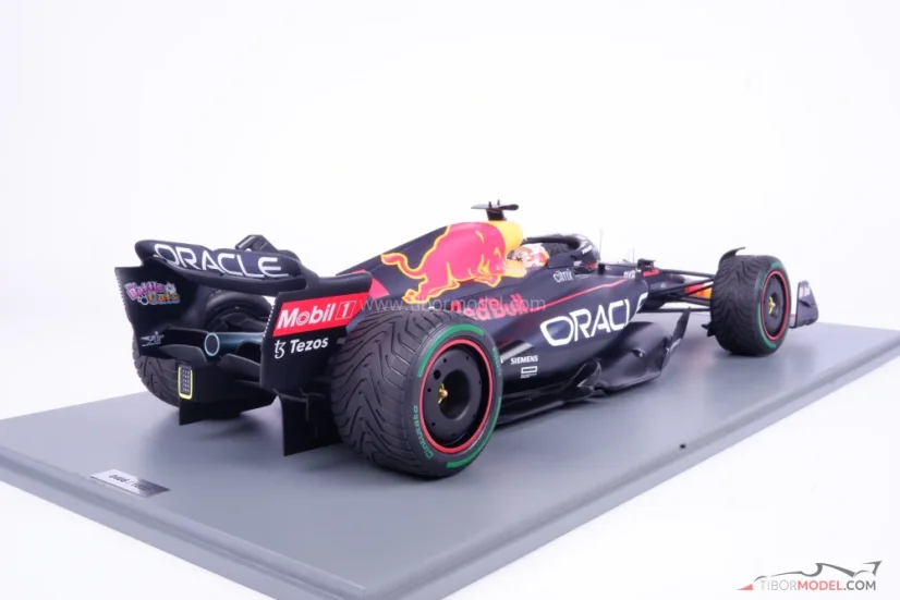 Red Bull RB18 - Max Verstappen (2022), Winner Japanese GP, 1:12 Spark
