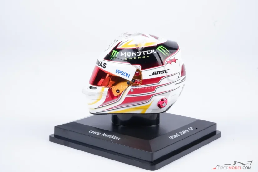 Lewis Hamilton 2015 World Champion, Mercedes helmet, 1:5 Spark