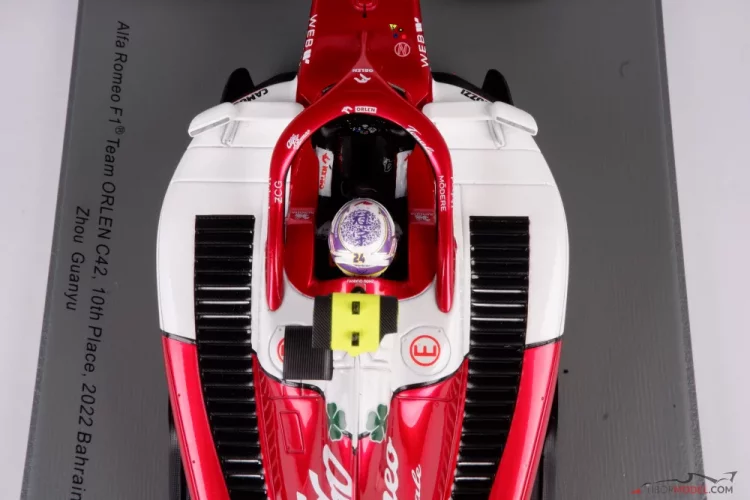 Alfa Romeo C42 - Guanyu Zhou (2022), 1:18 Spark
