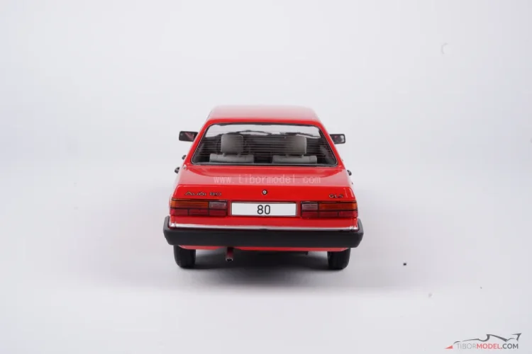 Audi 80 B2 (1978) červené, 1:18 MCG