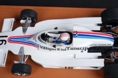 Shadow DN8 - Arturo Merzario (1977), VC Rakúska, s figúrkou pilota 1:18 Tecnomodel