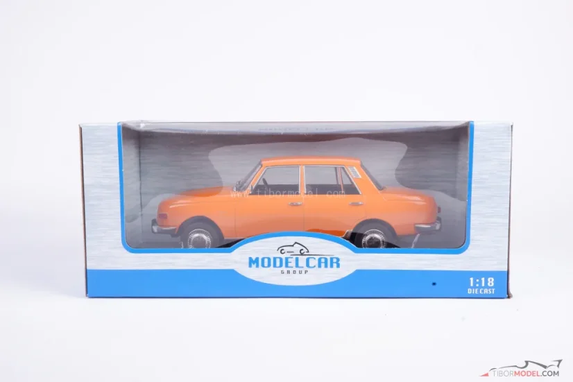 Wartburg 353 (1967) orange, 1:18 MCG