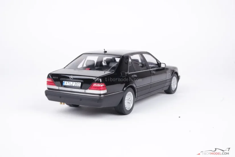 Mercedes S600 (1997) čierny, 1:18 Norev