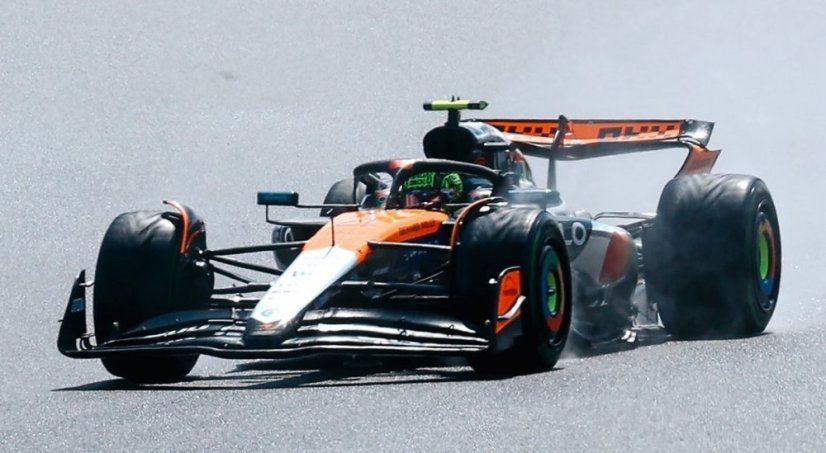 McLaren MCL39 - Lando Norris (2025) Győztes Brit Nagydíj, 1:64 Spark