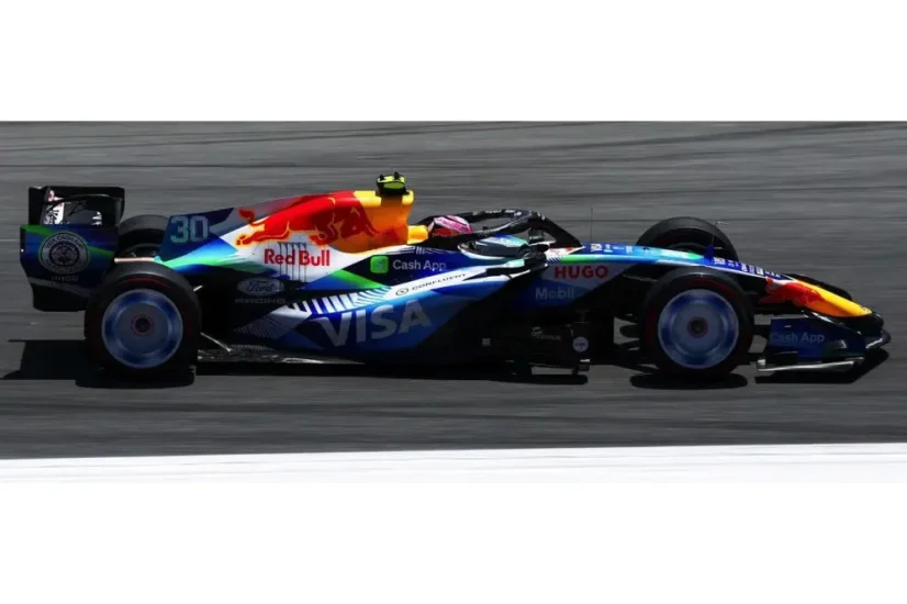 Racing Bulls VCARB 03 - Liam Lawson (2026), VC Španielska, 1:43 Spark
