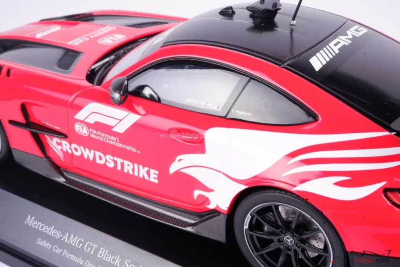 Safety Car Mercedes AMG GT (2022) red, 1:18 Minichamps