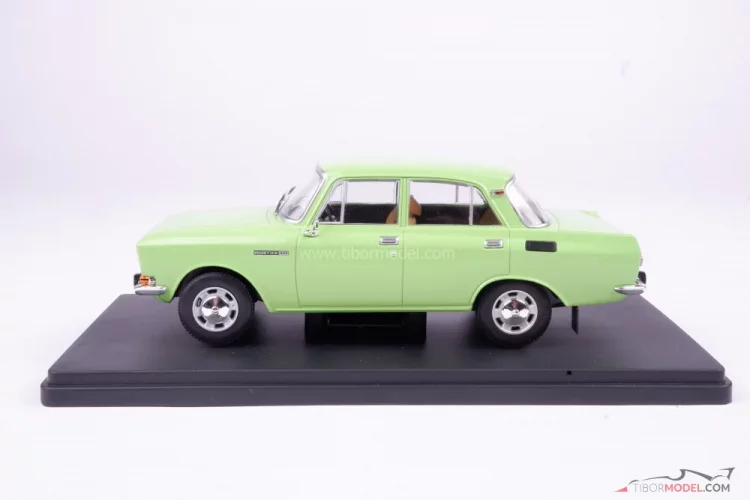 Moskvitch 2140 green (1975), 1:24 Whitebox