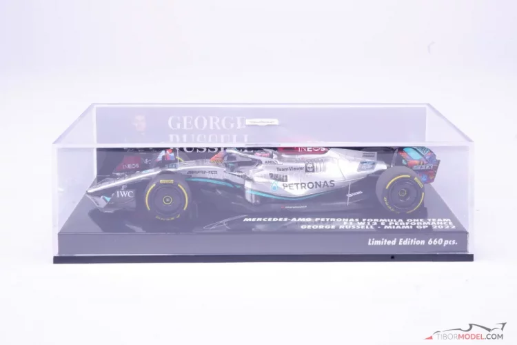 Mercedes W13 - George Russell (2022), Miami GP, 1:43 Minichamps