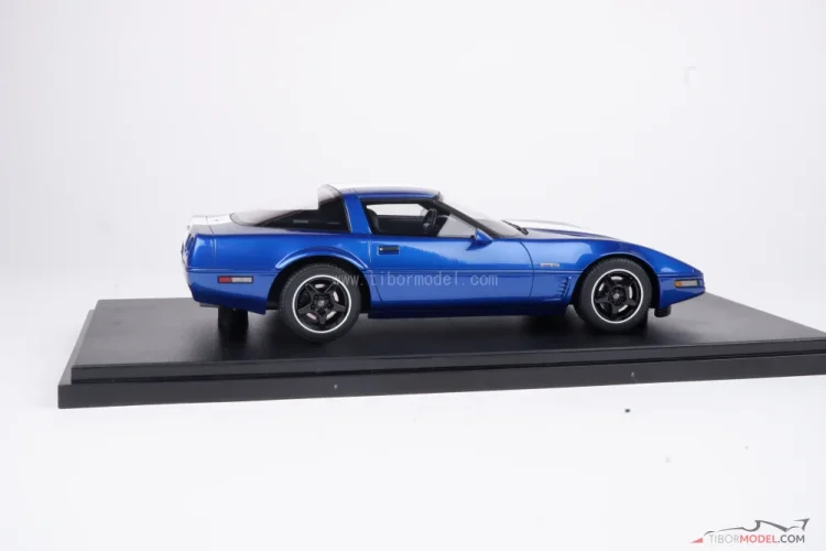 Chevrolet Corvette C4 Gran Sport (1996) modrý, 1:18 GT Spirit