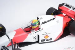 McLaren MP4/8 - Ayrton Senna (1993), 1:18 Minichamps