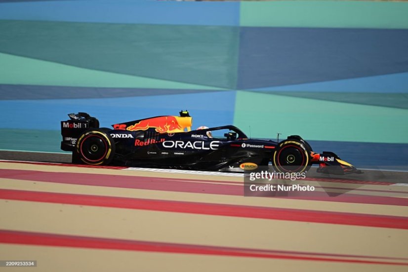 Red Bull RB21 - Yuki Tsunoda (2025), VC Bahrajnu, 1:18 Minichamps