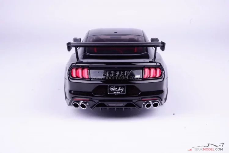 Shelby GT500 (2022) fekete, 1:18 Solido