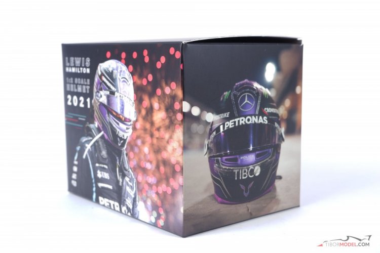 Lewis Hamilton 2021 Mercedes prilba, 1:2 Bell