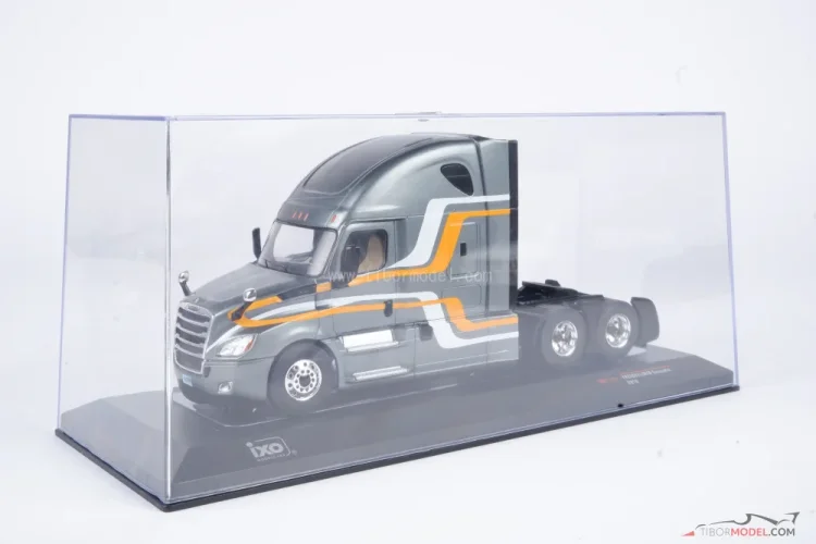 Freightliner Cascadia (2018) sivý, 1:43 Ixo