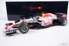 Red Bull RB16b - S. Perez (2021), VC Turecka, 1:18 Minichamps