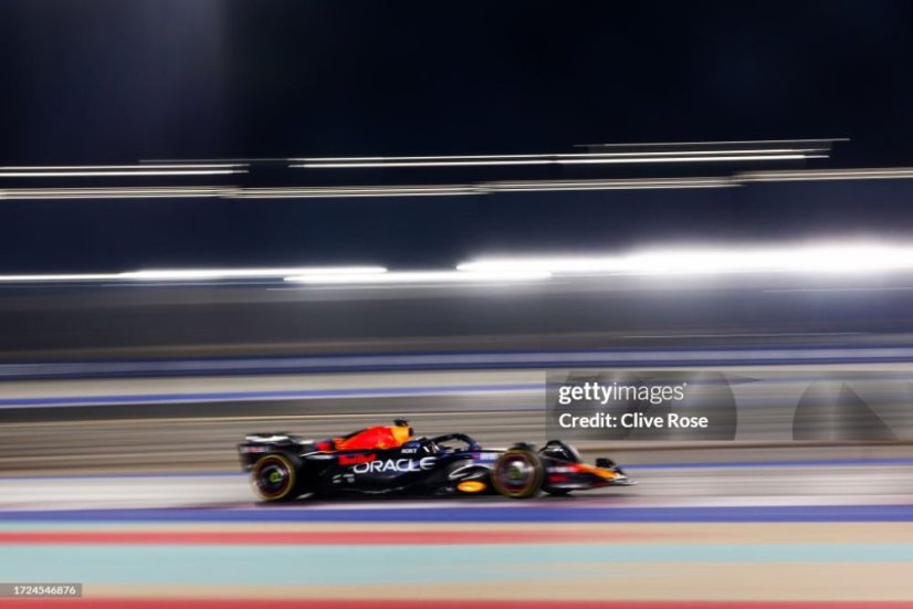Red Bull RB19 - Max Verstappen (2023), Víťaz VC Kataru, 1:12 Minichamps