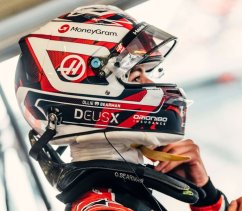 Oliver Bearman  2025 British GP mini helmet, Haas F1 Team helmet, 1:5 Spark