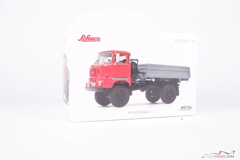IFA W50 HA valník (1965) červený, 1:32 Schuco