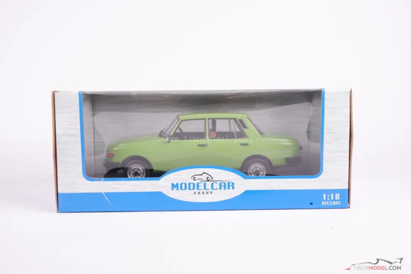 Wartburg 353 (1985) zelený, 1:18 MCG